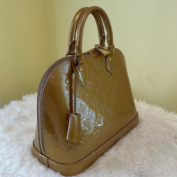 💯Authentic Louis Vuitton Alma  Women's Bag🍀 - Picture 16 of 17